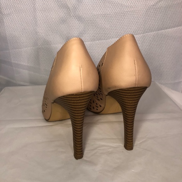 Restricted Laser Cut Long Island Heels, Blush/Nude - Picture 5 of 8
